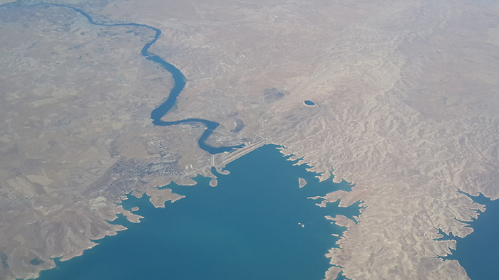 Aerial_view_of_Mosul_Dam